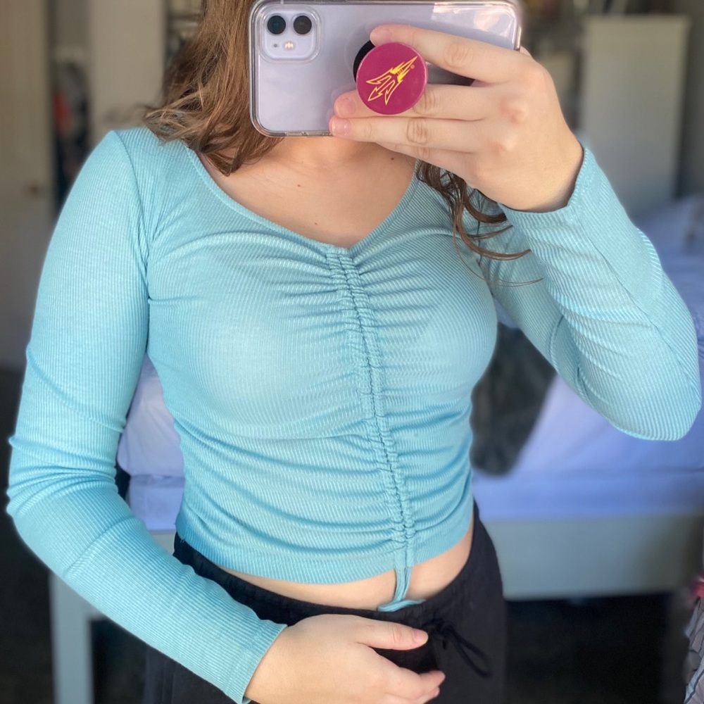 blue Aeropostale long sleeve cinched